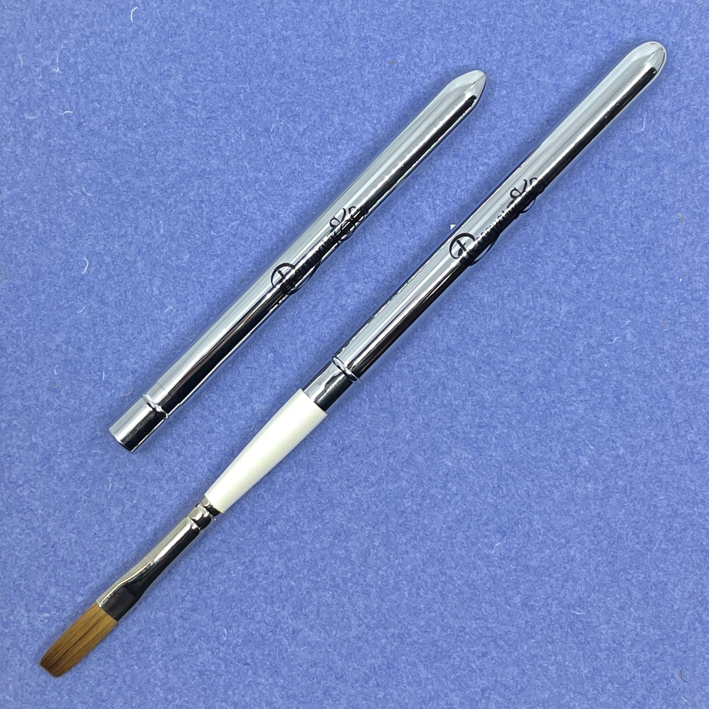 ROSEMARY & CO Reversible Pocket Travel Brush - R4 - Red Dot (Synthetic Sable) - One Stroke 1/4" (5 x 15.9mm)