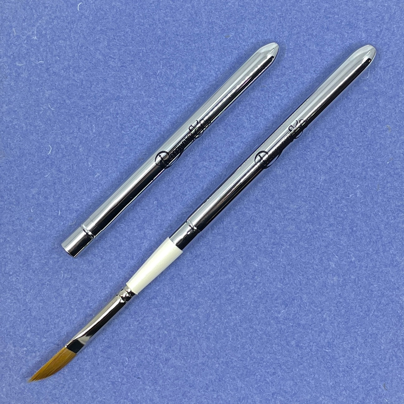 ROSEMARY & CO Reversible Pocket Travel Brush - R12 - Sable/Nylon - Dagger 1/4" (7.3 x 18.9mm)