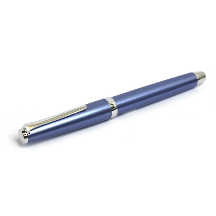 PILOT Metal Falcon Fountain Pen (14ct Gold Rhodium Plated Nib and Con-70) - Light Blue - Soft Medium Nib