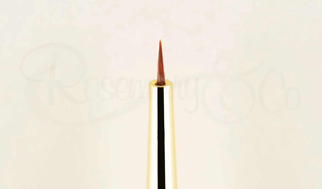 ROSEMARY & CO Miniature Brush - Micro Detail - Synthetic - Size 15/0 (0.75 x 3.8mm)